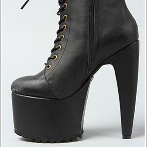 Jeffrey Campbell Go Go washed leather boots size 6